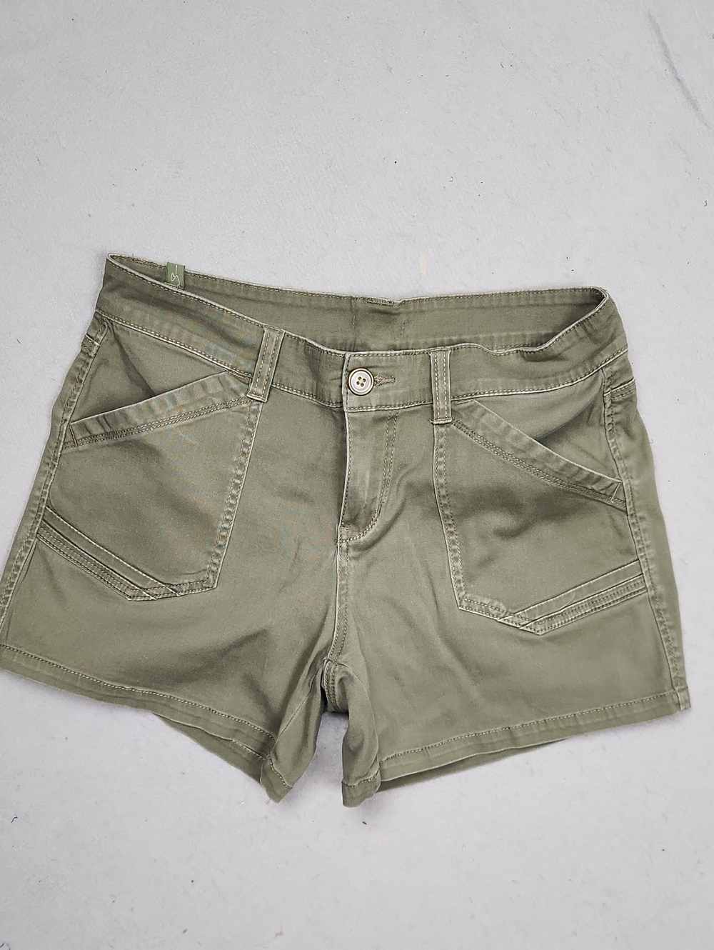 7 For All Mankind Olive Utility Cargo Shorts